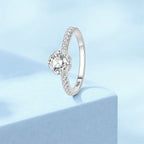 Floral Setting Round Cut Pavé Band Ring